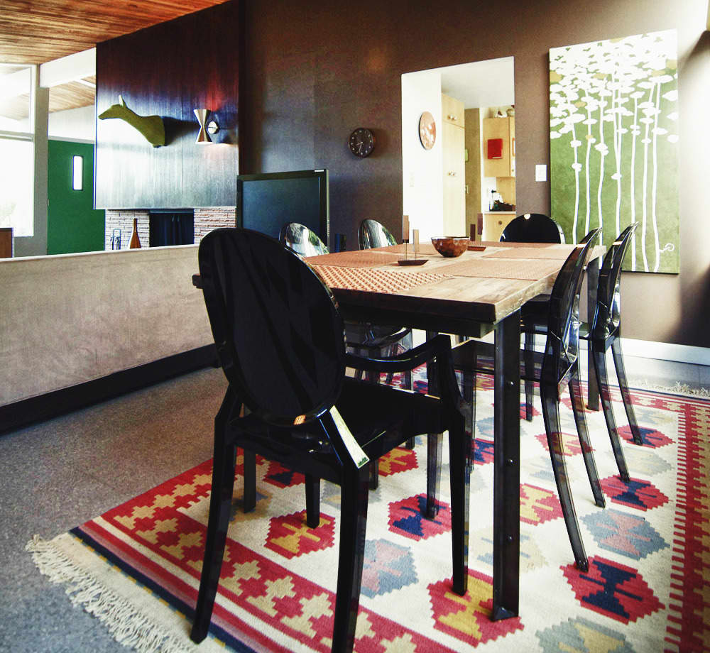 Cindy’s Midcentury Portland Sunshine Apartment Therapy
